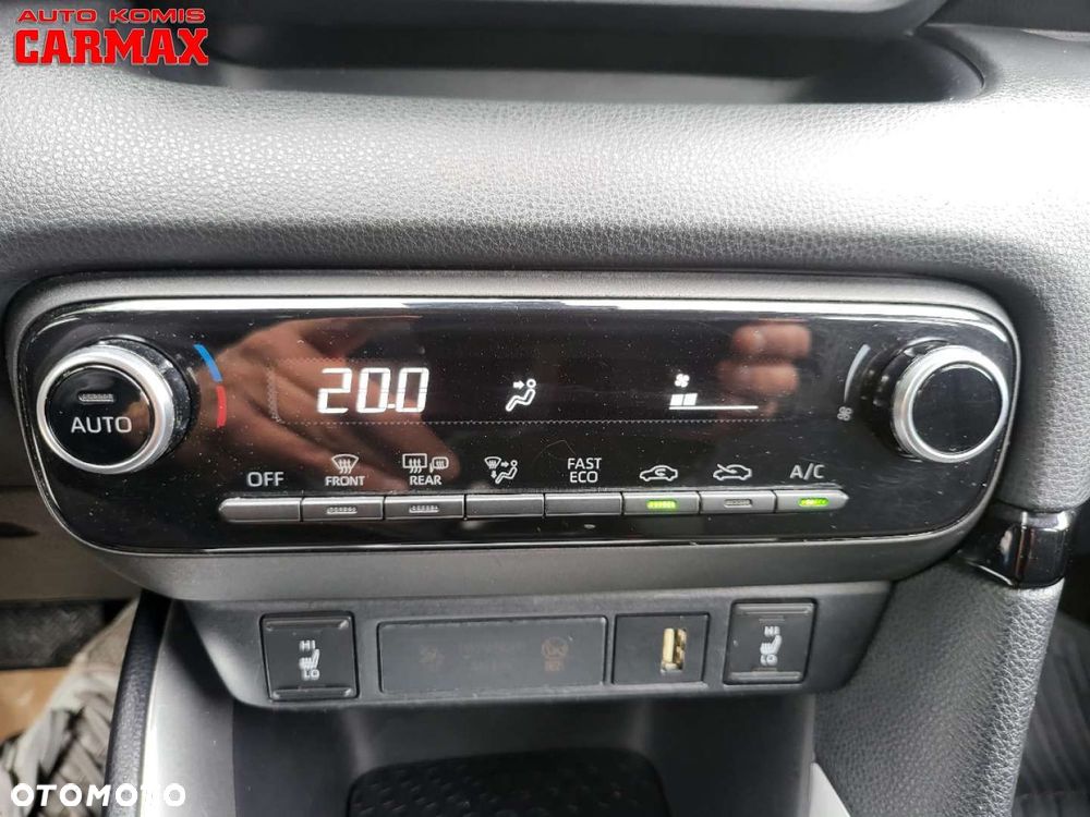Toyota Yaris - 18