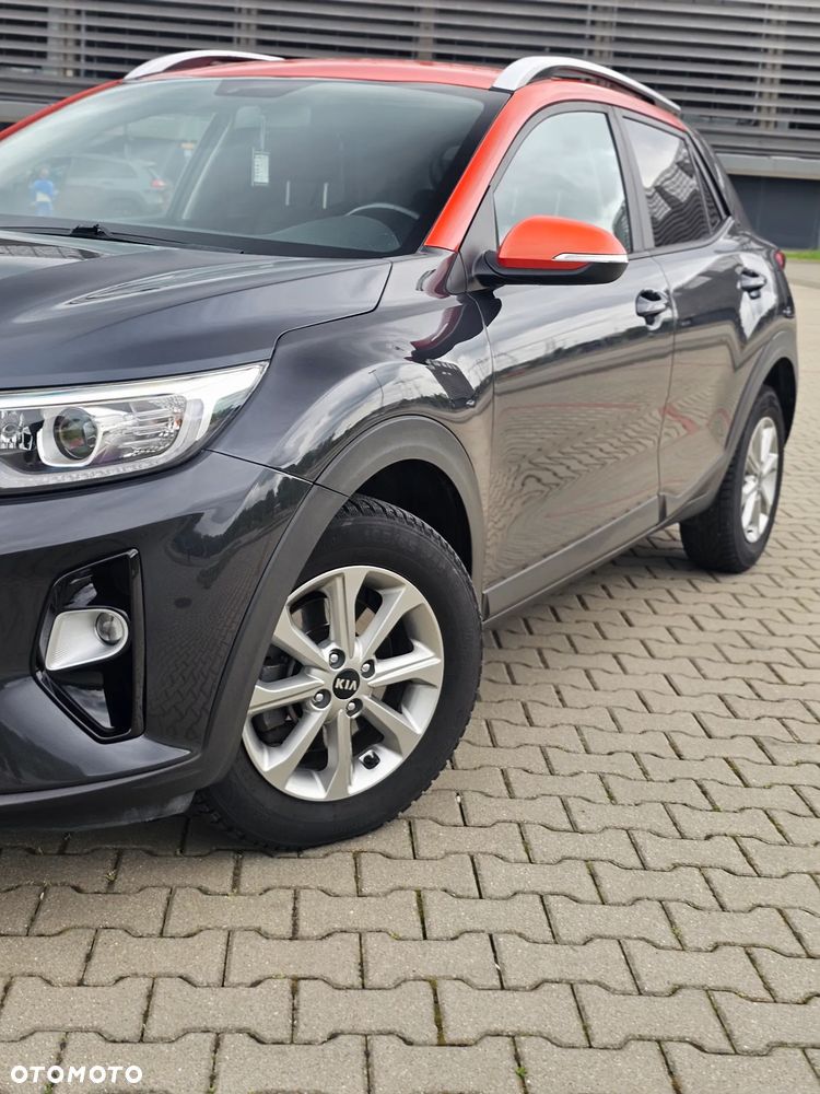 Kia Stonic 1.2 L - 14
