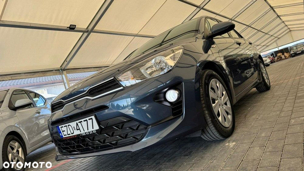 Kia Rio - 3
