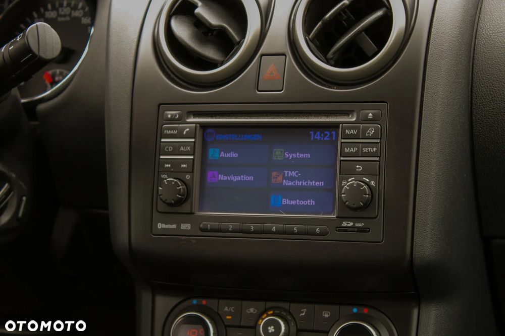 Nissan Qashqai 2.0 dCi DPF tekna - 35