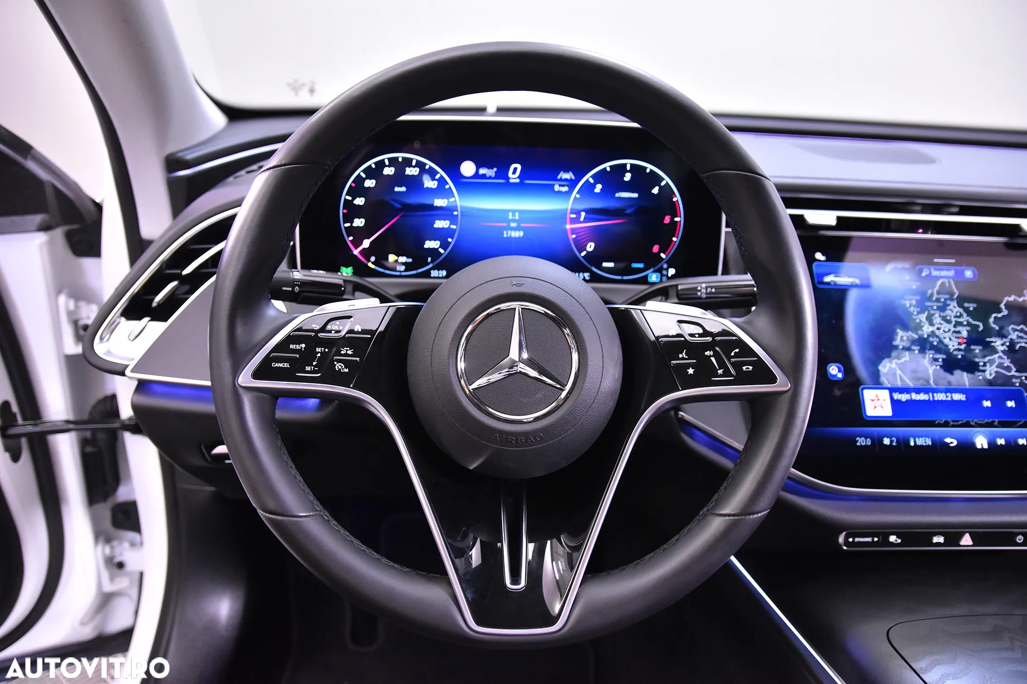 Mercedes-Benz E 220 d 9G-TRONIC - 17