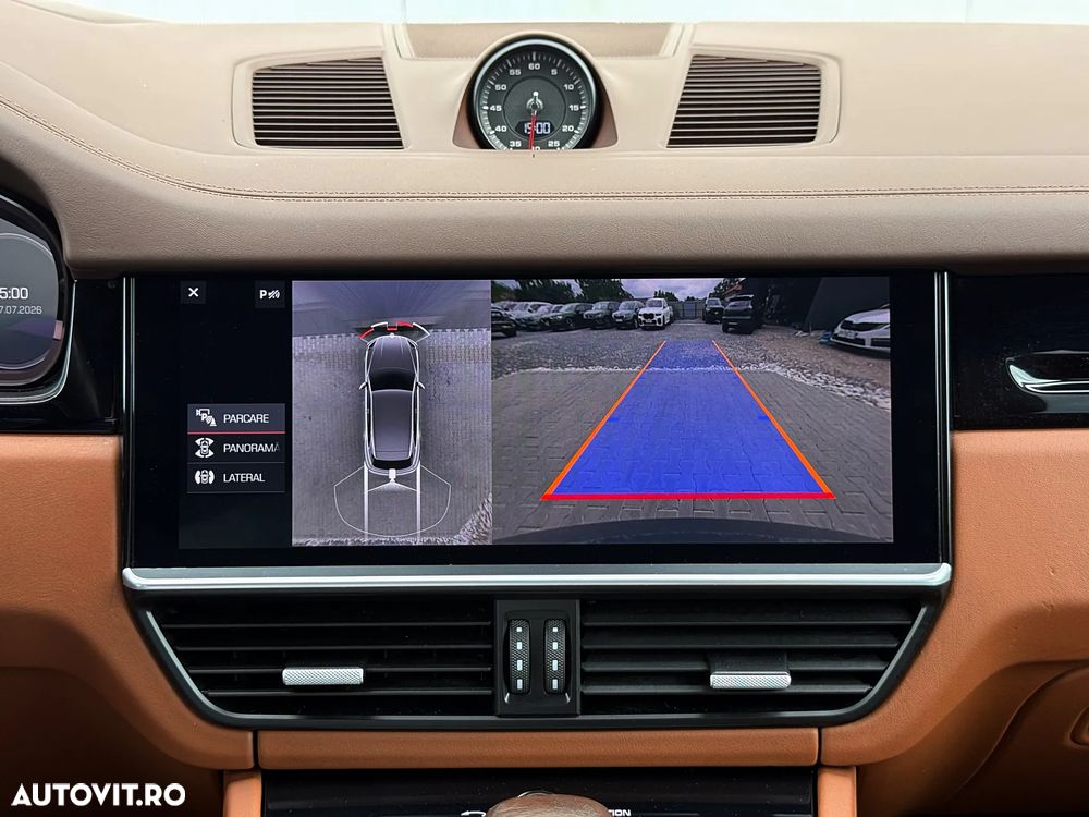 Porsche Cayenne Standard - 13
