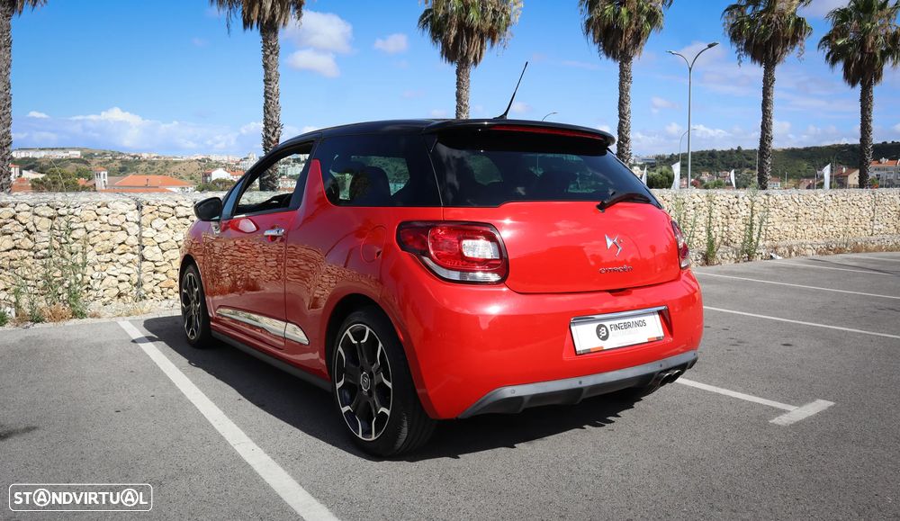 Citroën DS3 1.6 HDi Airdream Sport Chic — fotografia 12