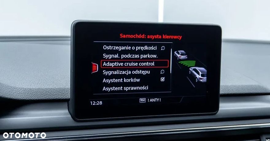 Audi A4 Avant 2.0 TDI S tronic quattro - 26