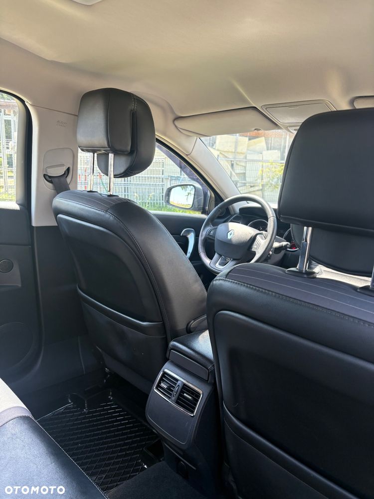 Renault Latitude 2.0 dCi Privilege - 10