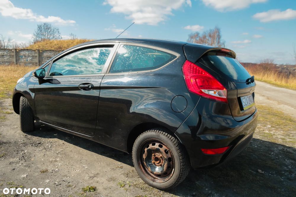 Ford Fiesta - 4