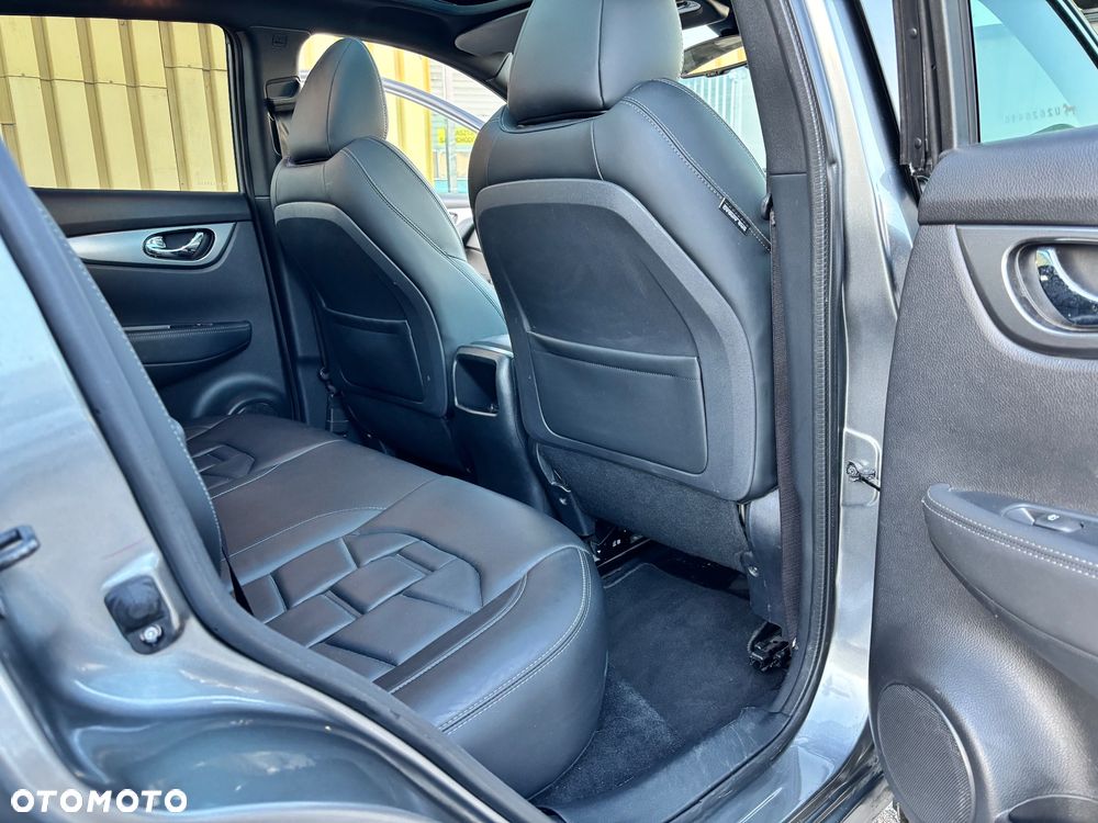 Nissan Qashqai - 25