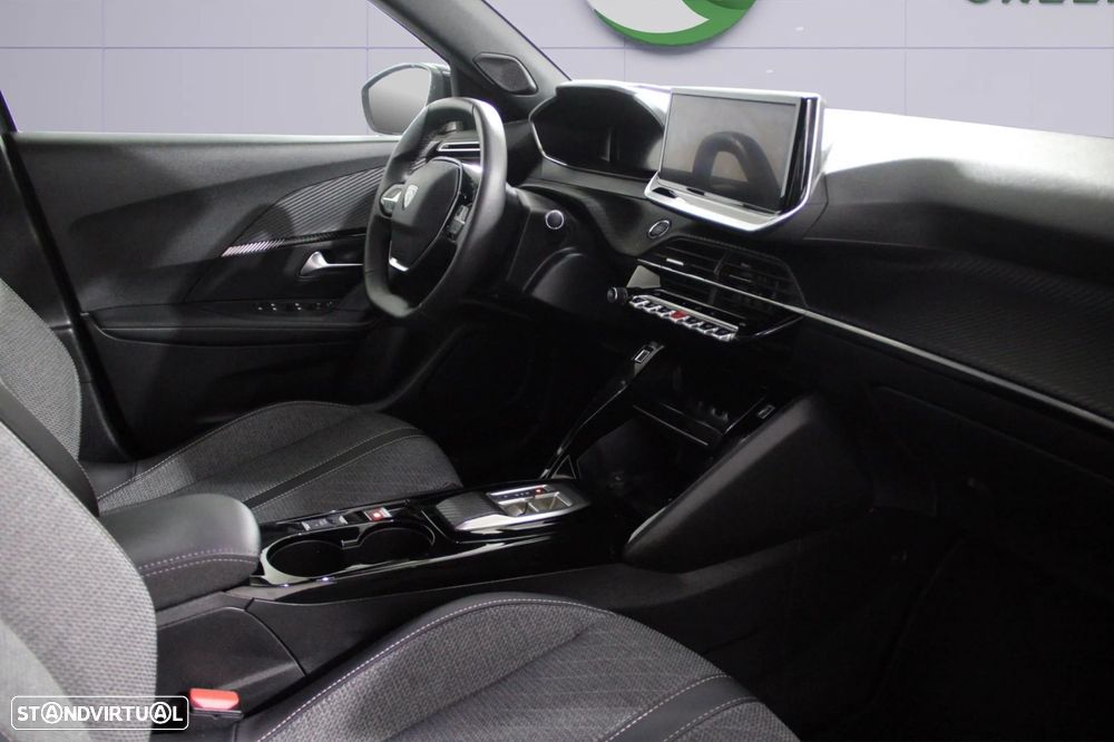 Peugeot e-2008 - 9