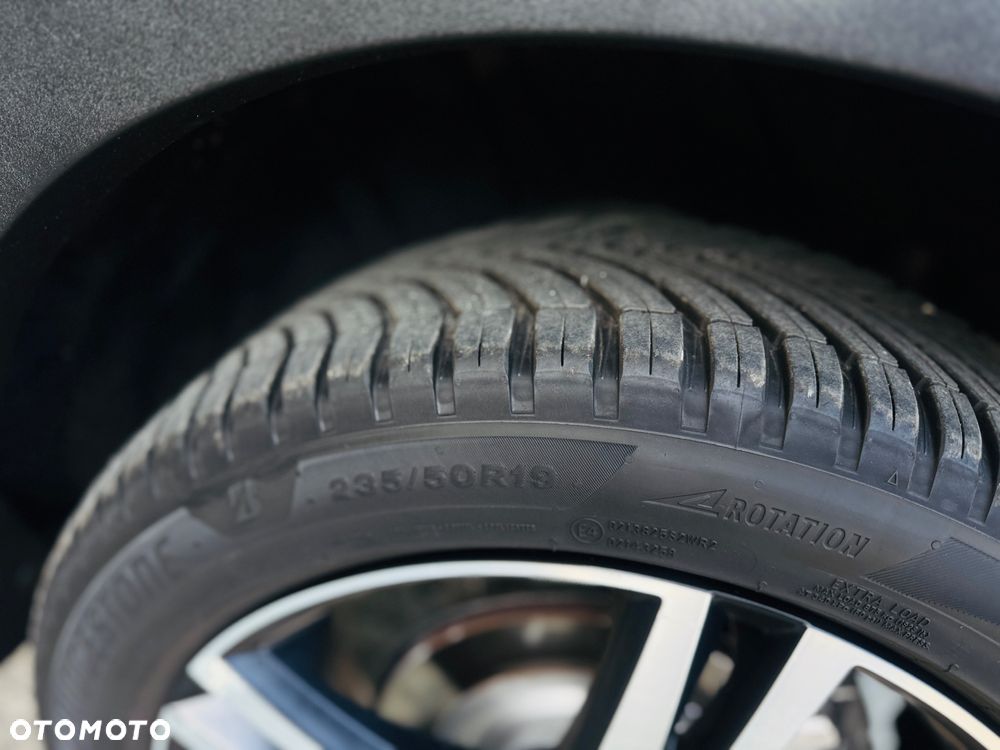 Volvo XC 40 D4 AWD Geartronic R-Design - 26