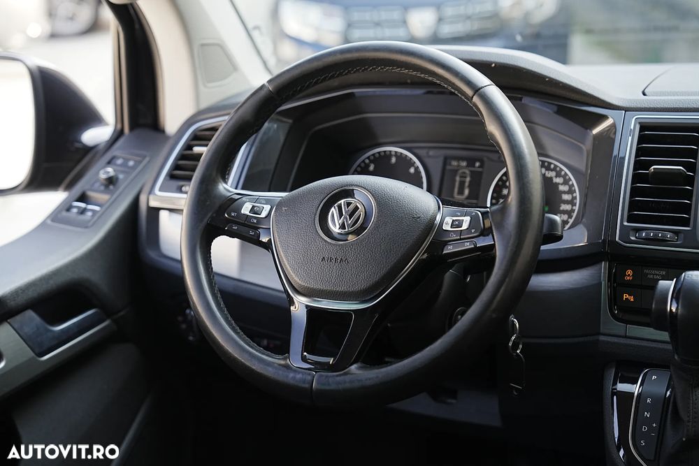 Volkswagen Multivan - 23