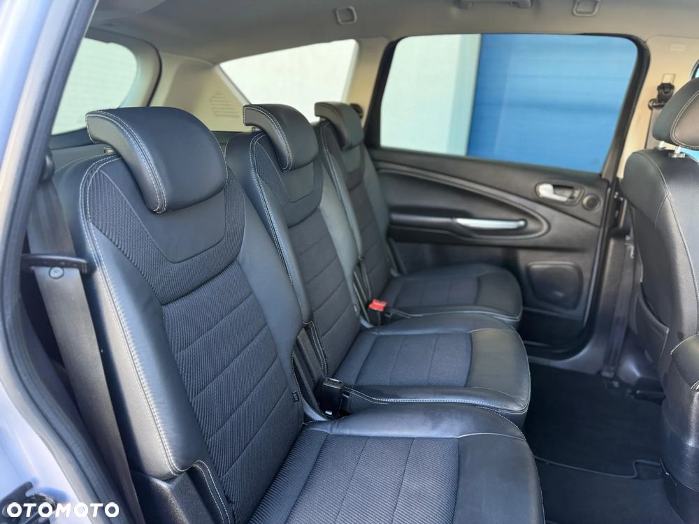 Ford S-Max 2.0 TDCi DPF Titanium - 11