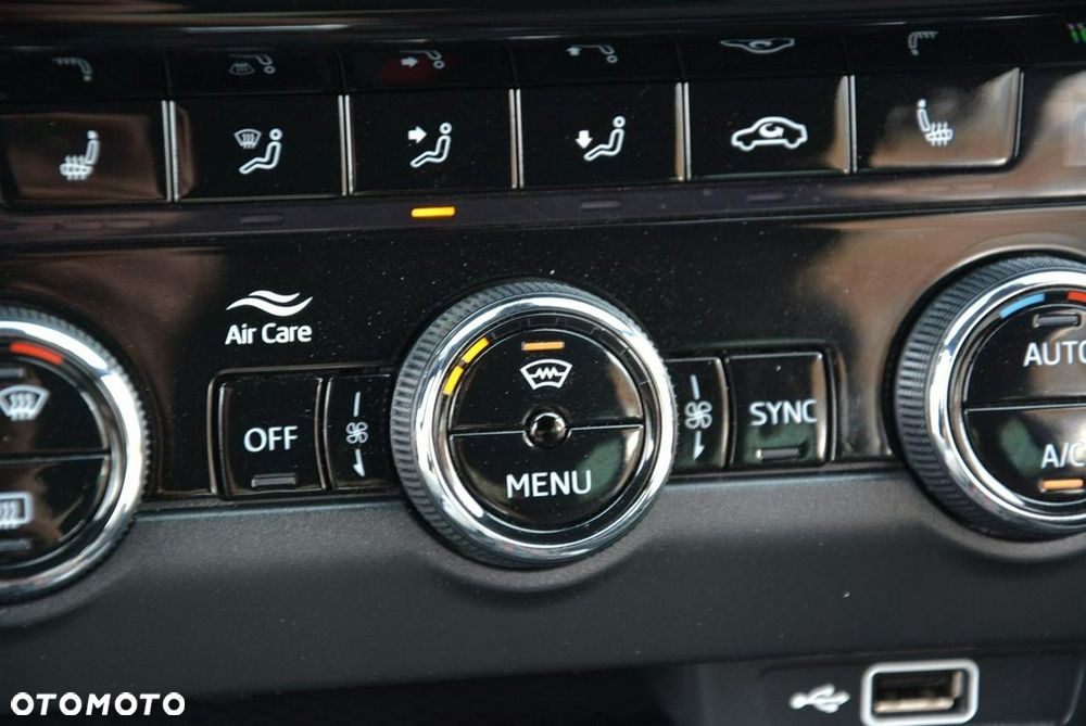 Skoda Octavia 2.0 TSI RS 230 DSG - 31