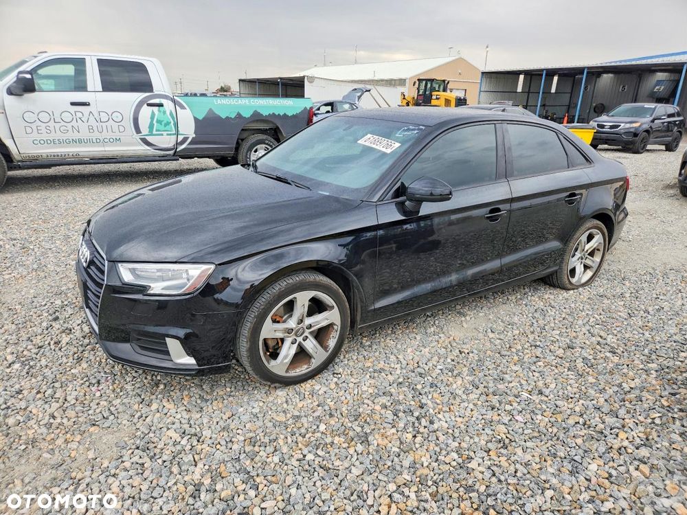 Audi A3 Limousine 40 TFSI quattro S tronic sport - 2