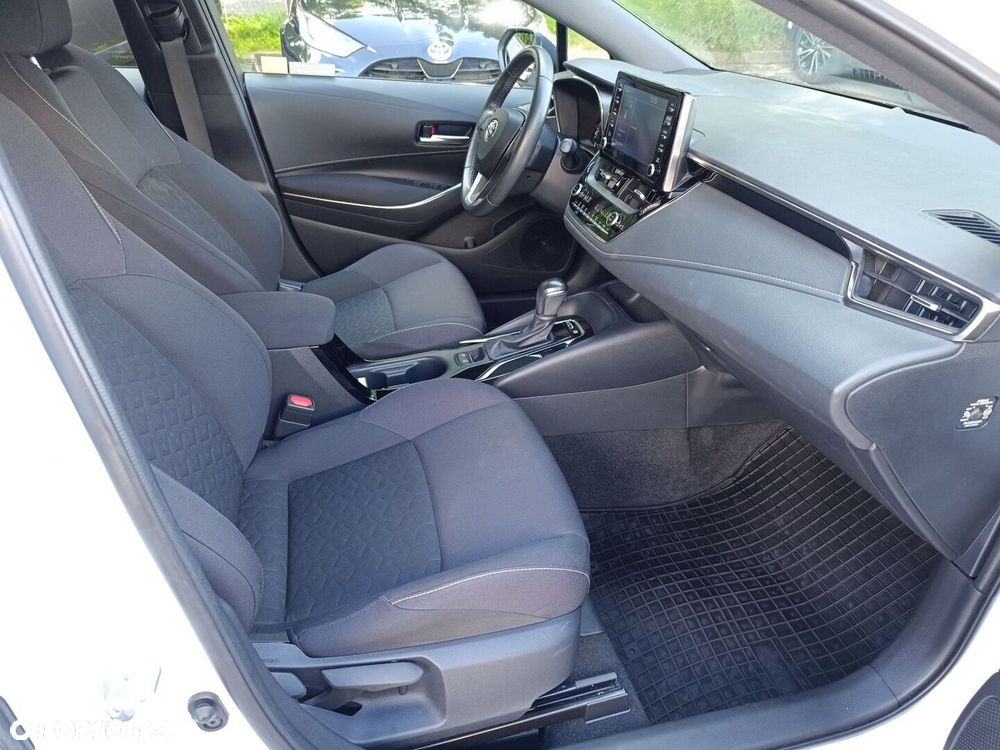 Toyota Corolla 1.8 Hybrid Comfort - 11