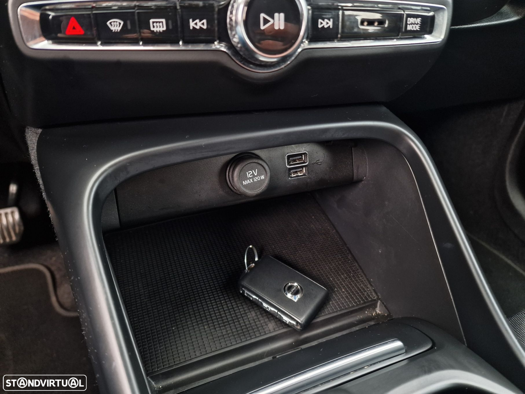 Volvo XC 40 - 29