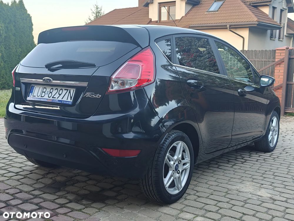Ford Fiesta 1.0 EcoBoost Titanium - 10