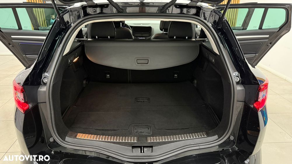 Renault Megane ENERGY dCi 130 BOSE EDITION - 17