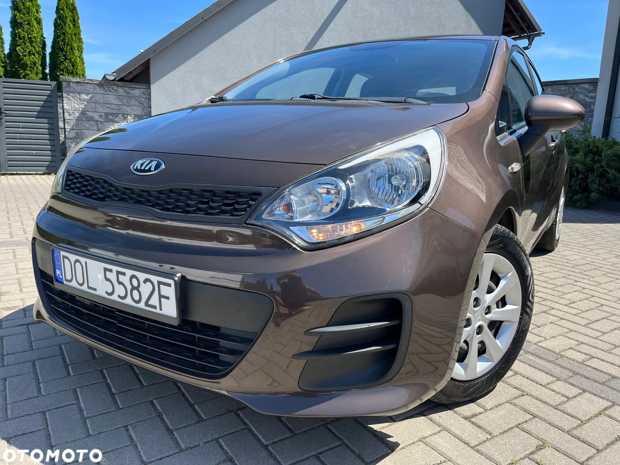 Kia Rio - 1