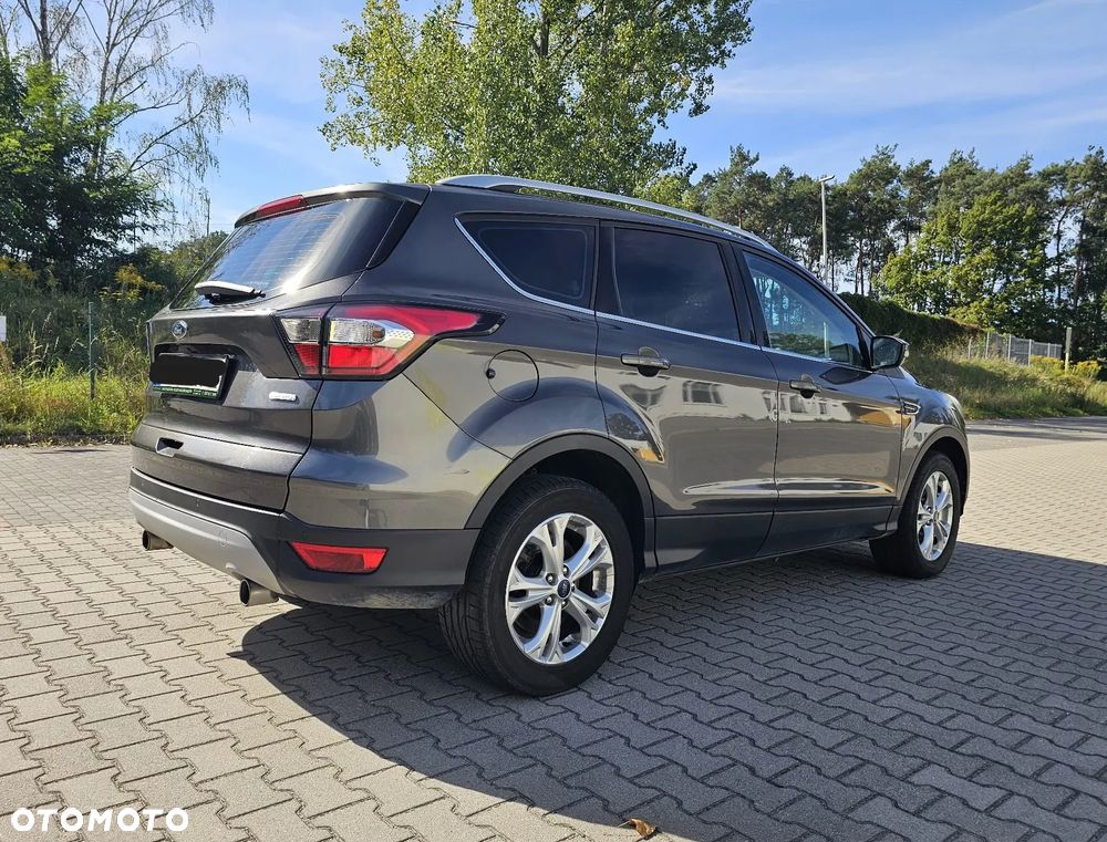 Ford Kuga 1.5 EcoBoost 2x4 Trend - 10