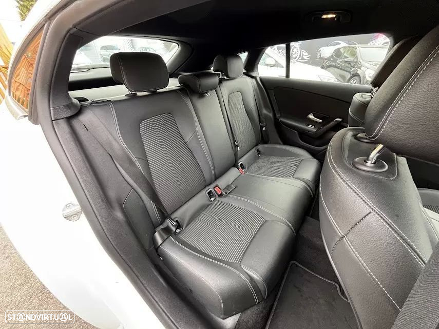 Mercedes-Benz CLA 250 e Shooting Brake Style Plus - 38
