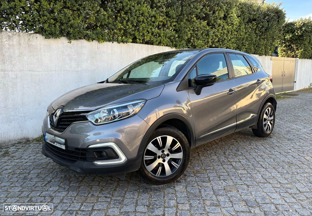 Renault Captur 0.9 TCE Exclusive - 1