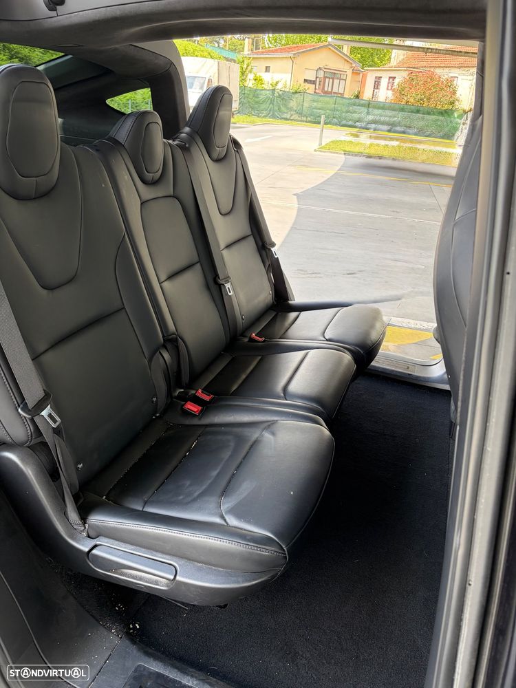 Tesla Model X 100D - 13