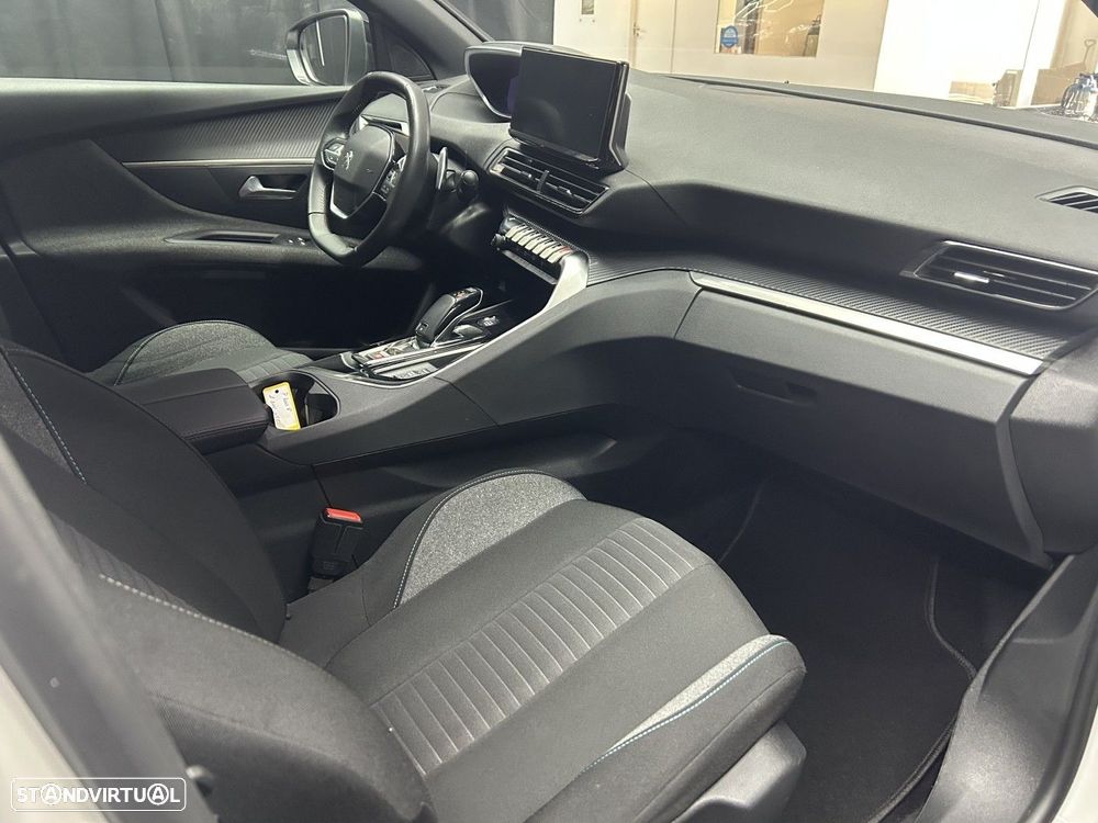 Peugeot 3008 1.2 PureTech Allure EAT8 - 7