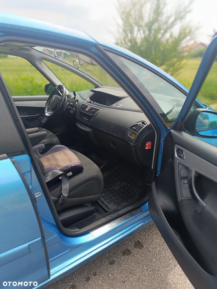 Citroën C4 Picasso - 10