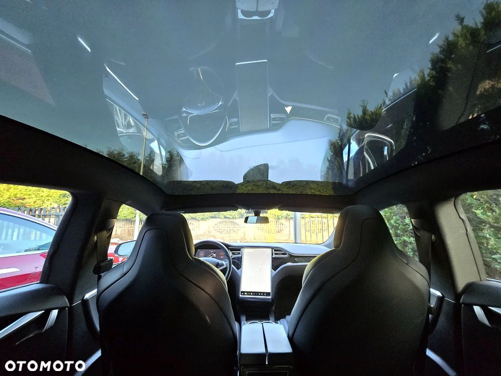 Tesla Model S 75 - 10