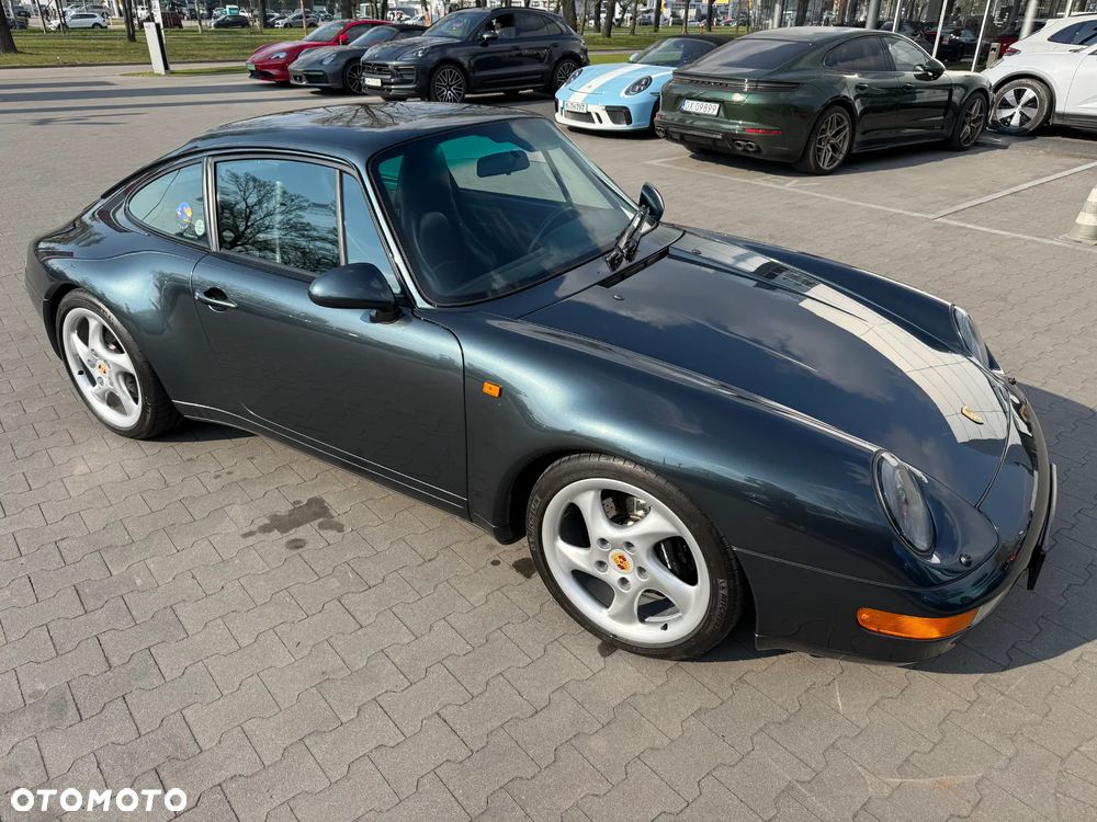 Porsche 911 Carrera - 13