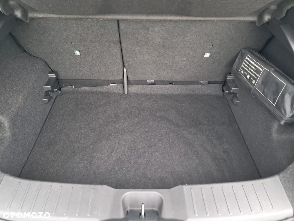 Nissan Juke 1.0 DIG-T N-Connecta - 19