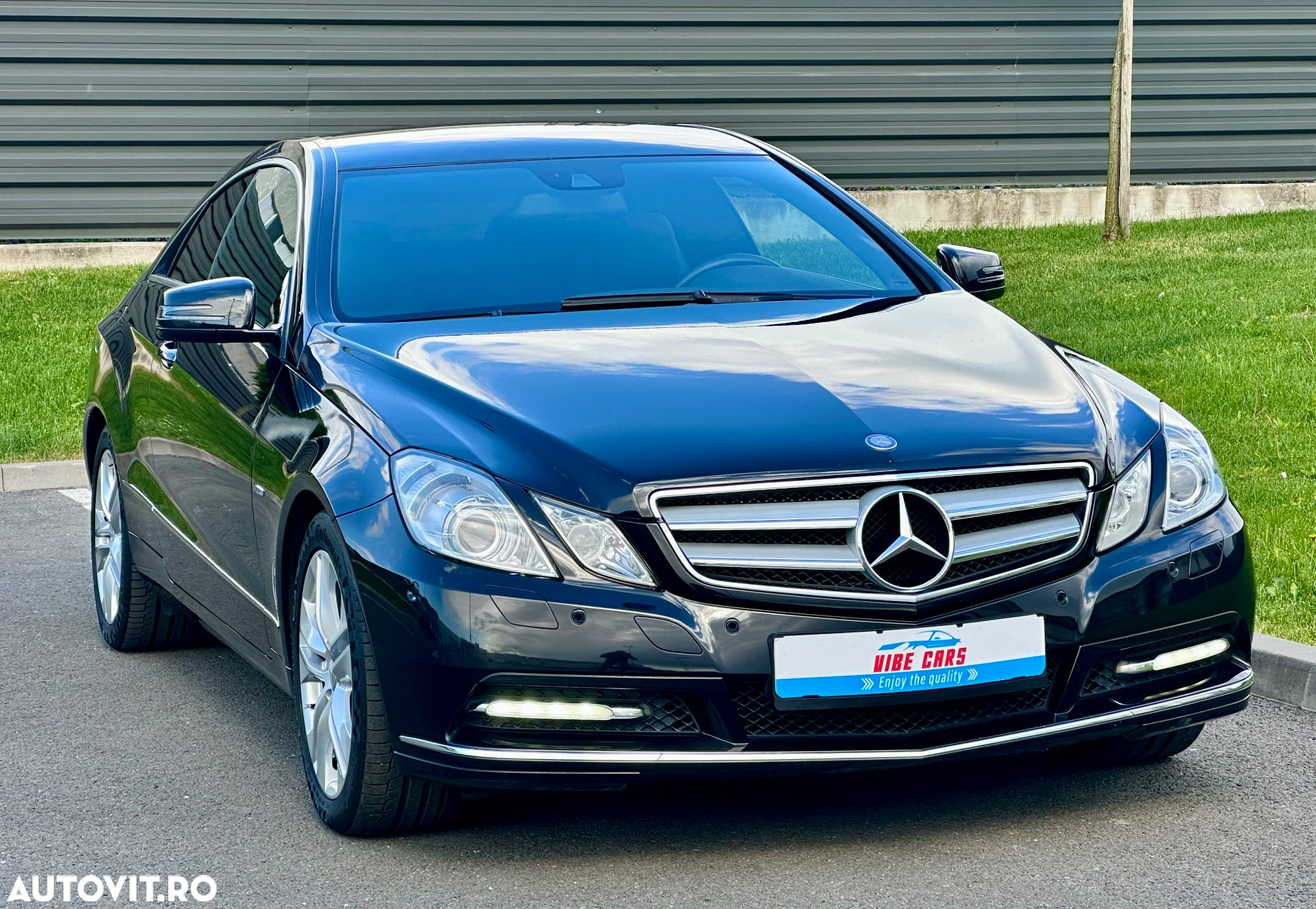 Mercedes-Benz E 220 CDI Coupe - 4