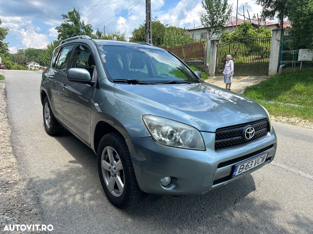 Toyota RAV4 2.0 Aut Confort - 3