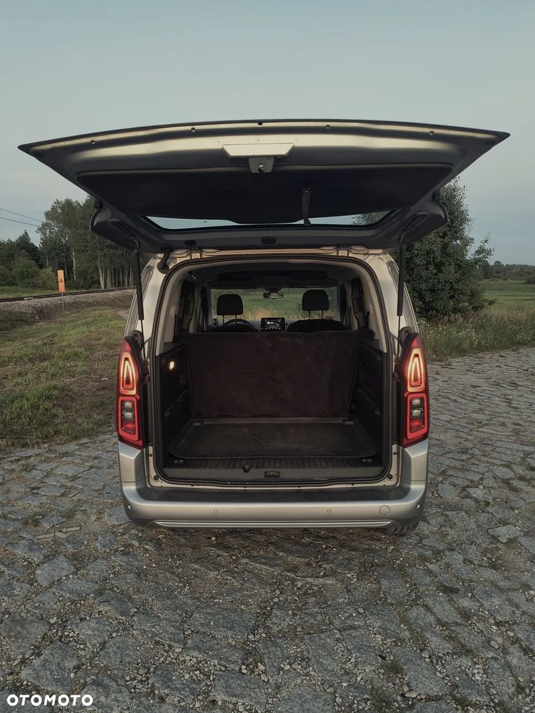 Opel Combo XL 1.2 Turbo Edition S&S - 10