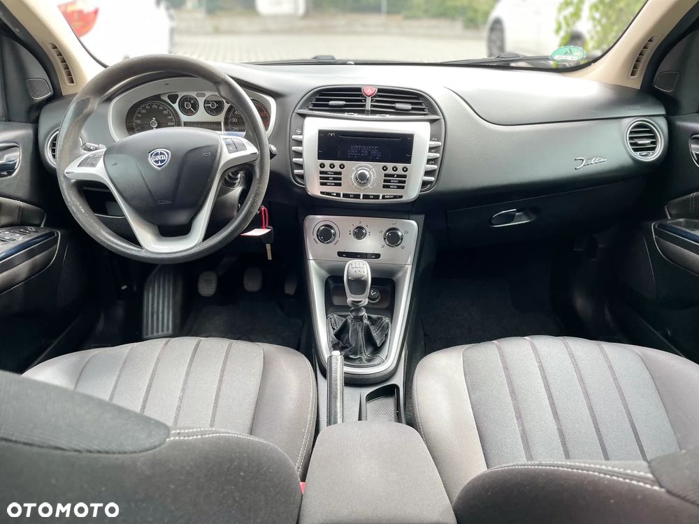 Lancia Delta 1.4 T-Jet 16v Argento - 14