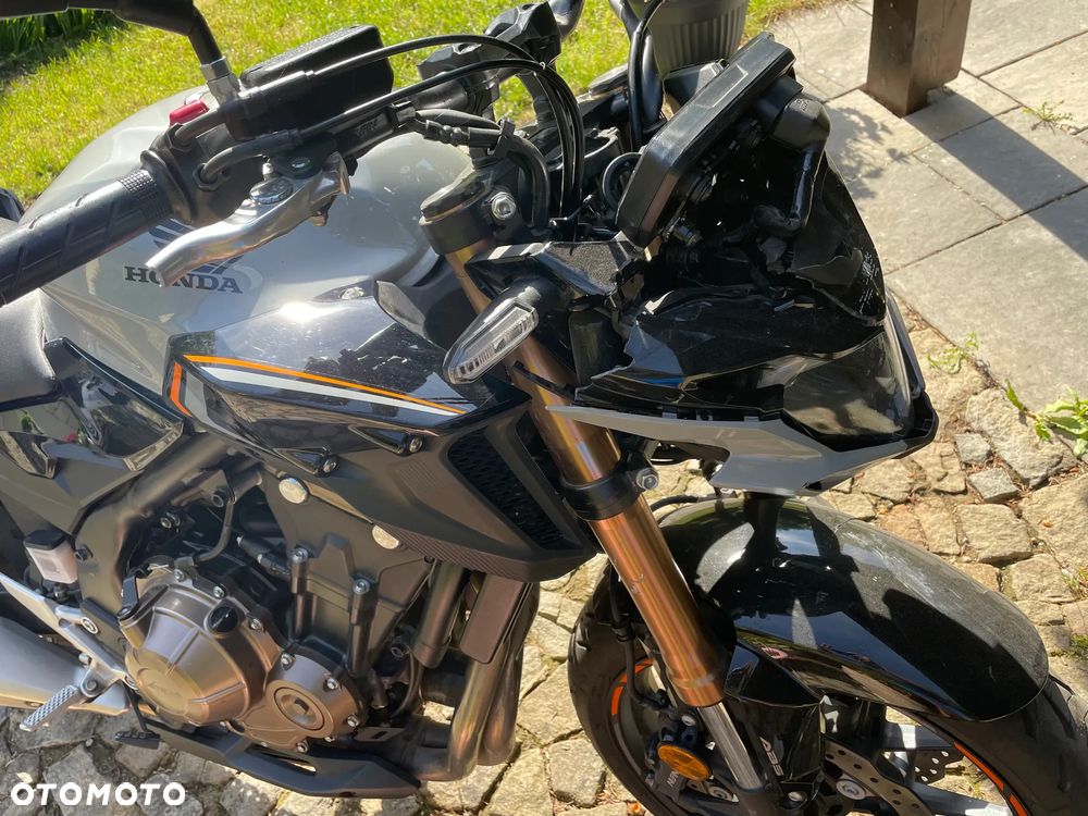 Honda CB - 4