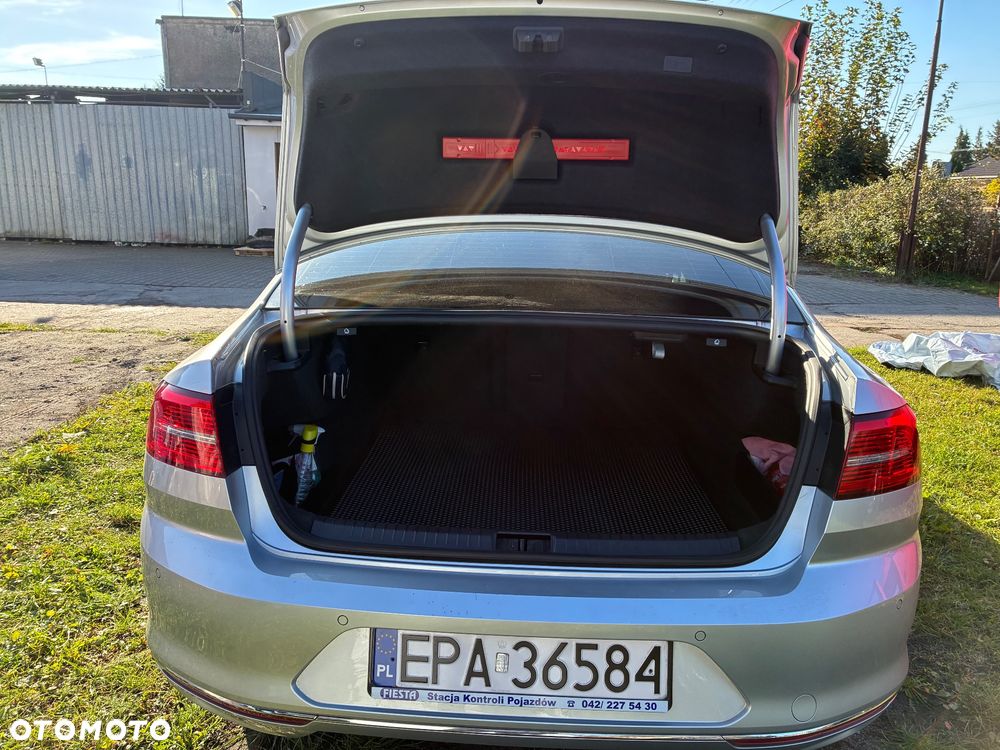 Volkswagen Passat 2019 photo 4