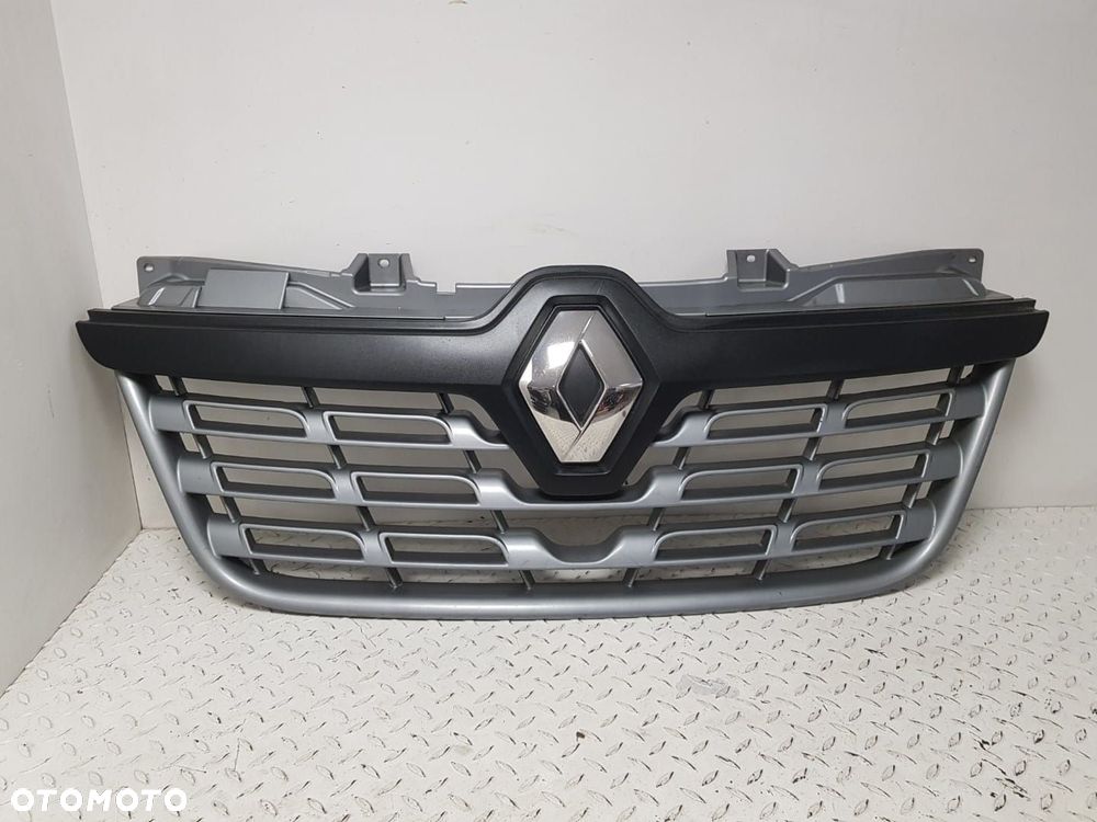 ŁADNY GRILL ATRAPA CHŁODNICY RENAULT MASTER III LIFT 14-19 623102803R - 2