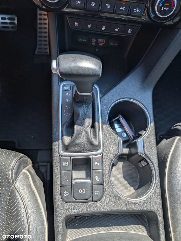 Kia Sportage 2,0 CRDI AWD GT Line - 26