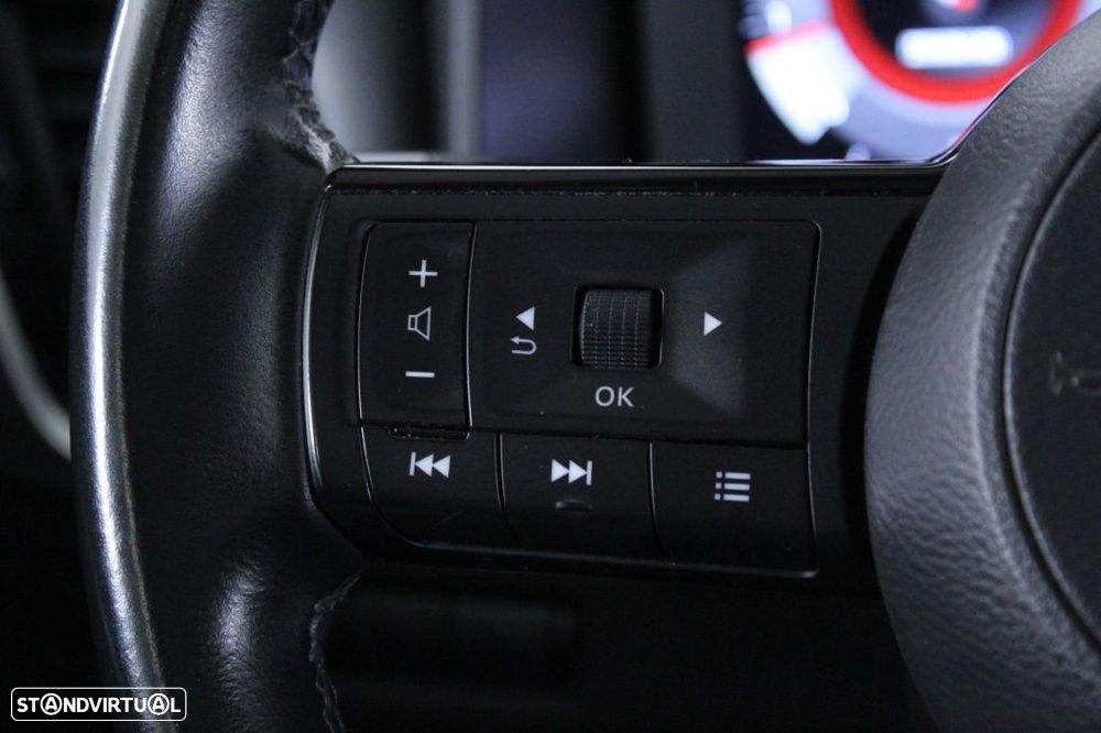 Nissan Qashqai 1.3 DIG-T N-Connecta LED+SKY - 22