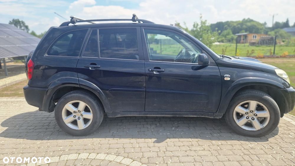 Toyota RAV4 D-4D 4x4 - 3