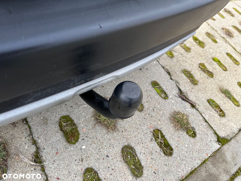 Peugeot 2008 PureTech 110 GPF EAT6 Black Edition - 28