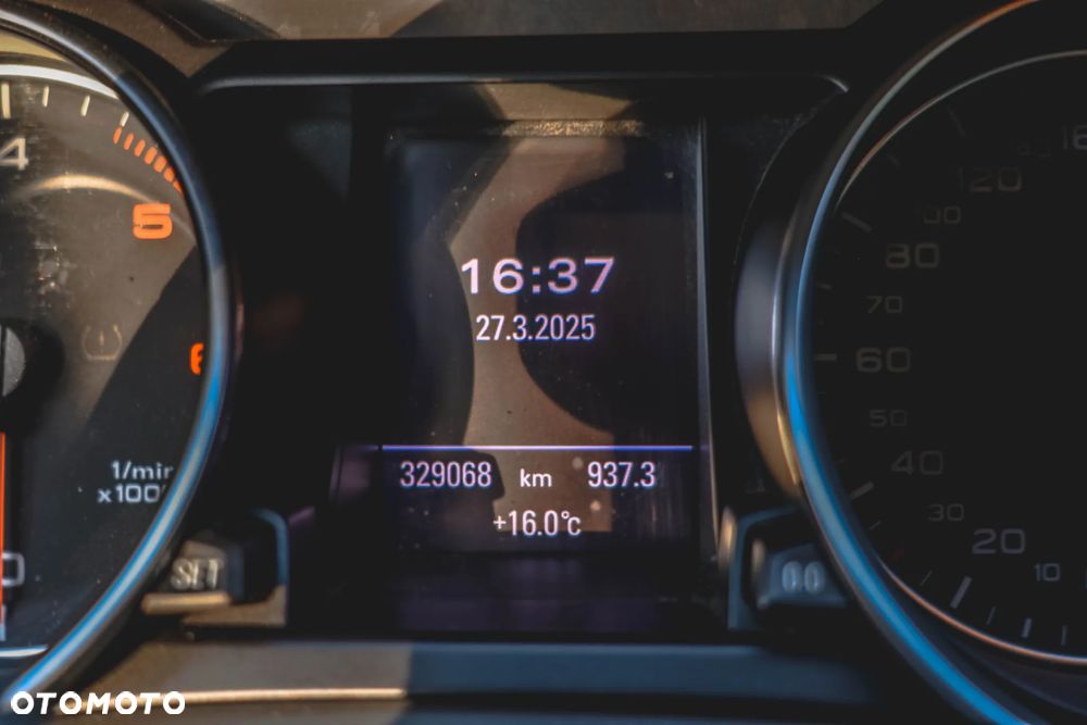 Audi A5 Coupé 2.7 TDI Multitronic - 13