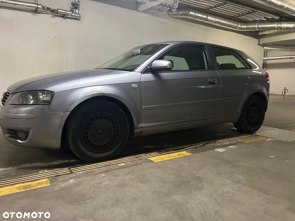 Audi A3 3-drzwiowe 1.9 TDI DPF Ambiente - 4