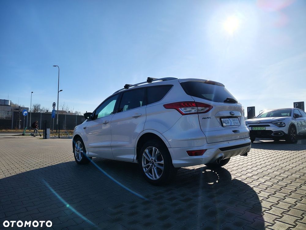 Ford Kuga - 4