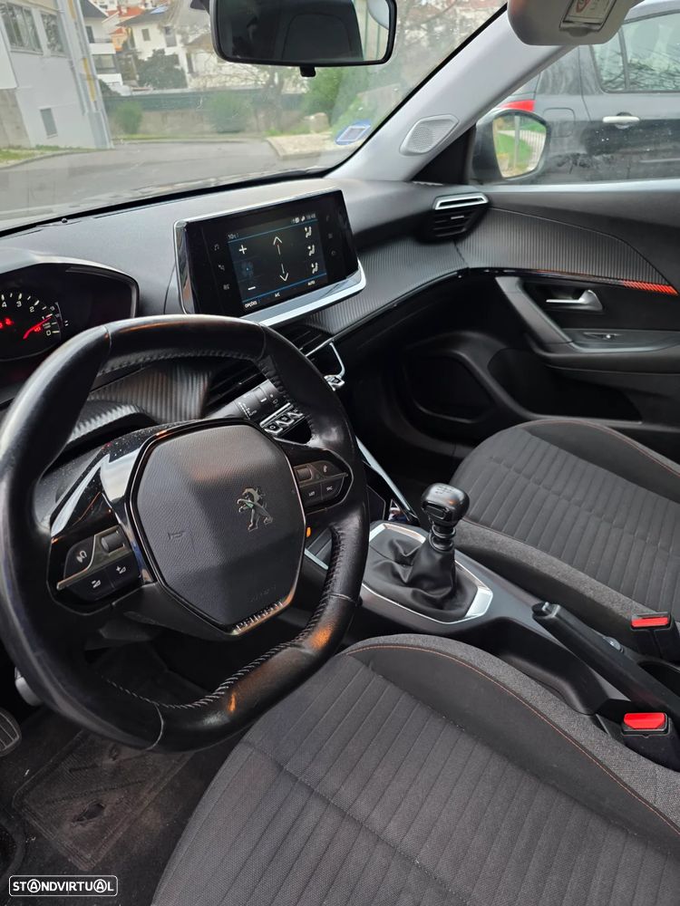 Peugeot 2008 1.2 PureTech Allure Pack - 2