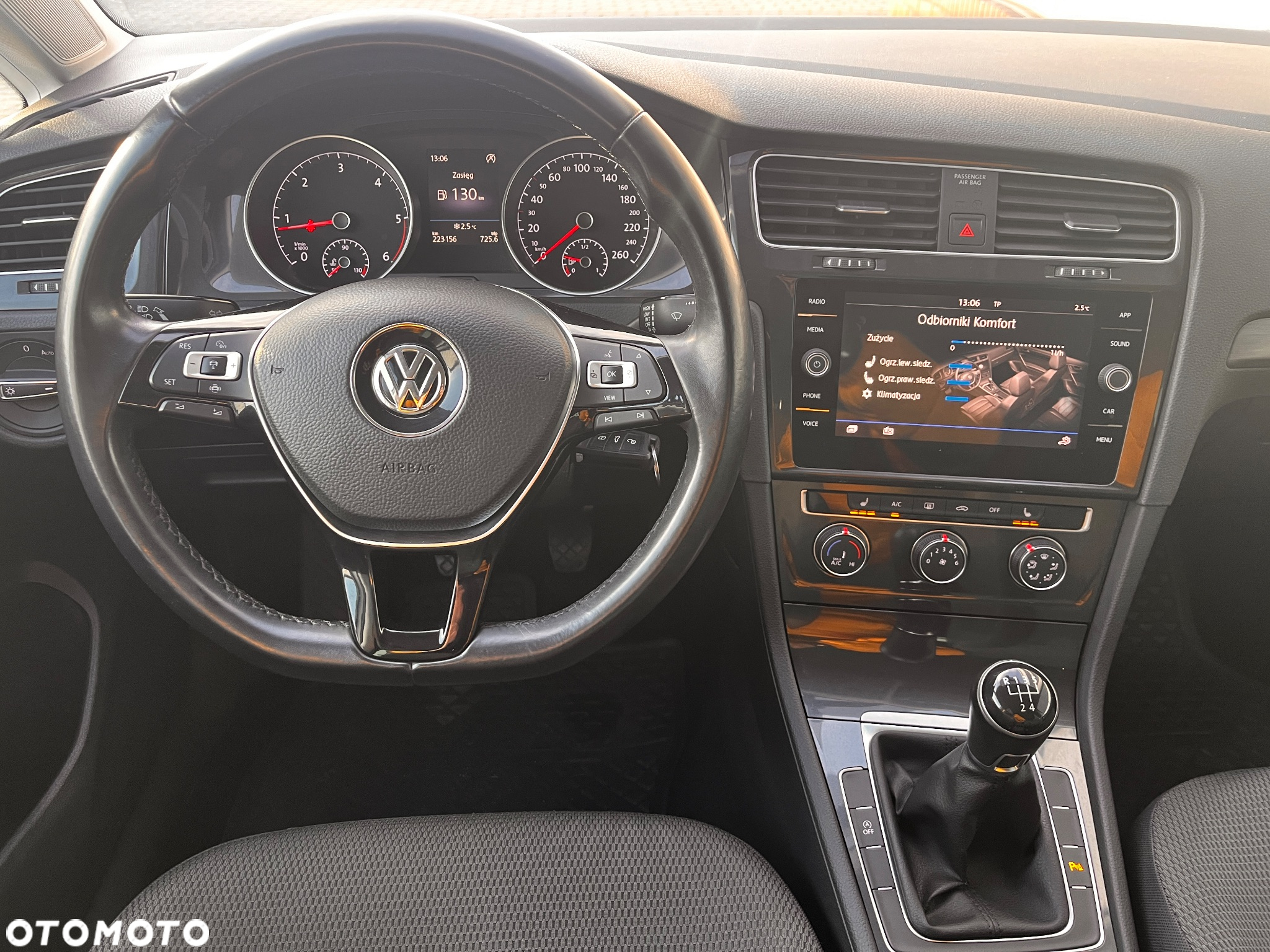Volkswagen Golf VII 1.6 TDI BMT Comfortline - 28