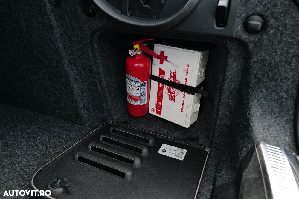 Skoda Superb 2.0 TDI Elegance DSG - 24