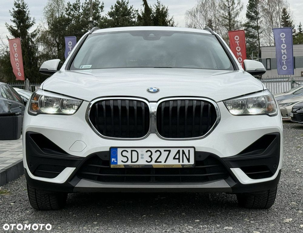 BMW X1 sDrive18i Business Edition - 4
