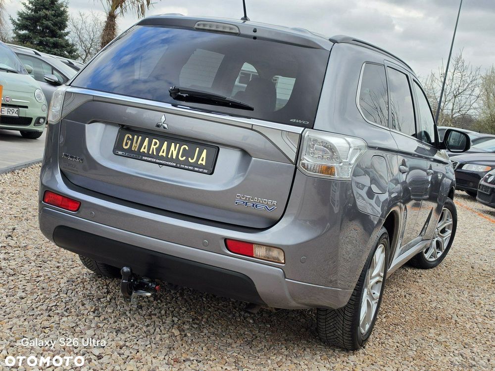 Mitsubishi Outlander - 19